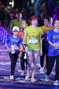 BIB: 3310, 913, 412
                            <button type="button" onclick="openModal(26261263)" class="btn btn-primary btn-sm float-right btn-popup" data-toggle="modal" data-target=".modal-high-quality">
                        <i class="fas fa-shopping-cart"></i> Add to Cart
                    </button>
                                            <button type="button" onclick="isThisMe(26261263, true)" class="btn btn-success btn-sm float-right btn-popup btn-isme hidden" data-toggle="tooltip" data-placement="bottom" title="นี่คือรูปของคุณใช่ไหม คลิกที่นี่เพื่อเอาเข้าอัลบั้ม">
                        <i class="fas fa-plus"></i> Add to album
                    </button>
                    <button type="button" onclick="isThisMe(26261263, false)" class="btn btn-warning btn-sm float-right btn-popup btn-isnotme hidden">
                        <i class="fas fa-ban"></i> Remove from album
                    </button>